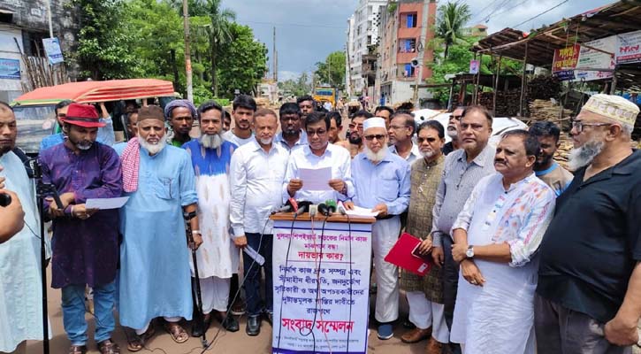 খুলনার শিপইয়ার্ড সড়কের কাজ বন্ধ, দ্রুত কাজ চালুর দাবি
